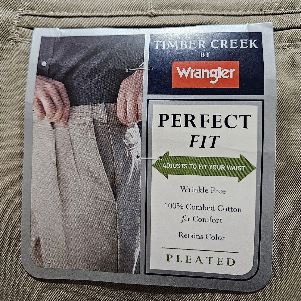 38x32 Wrangler Timber Creek Khaki Pleated Trousers